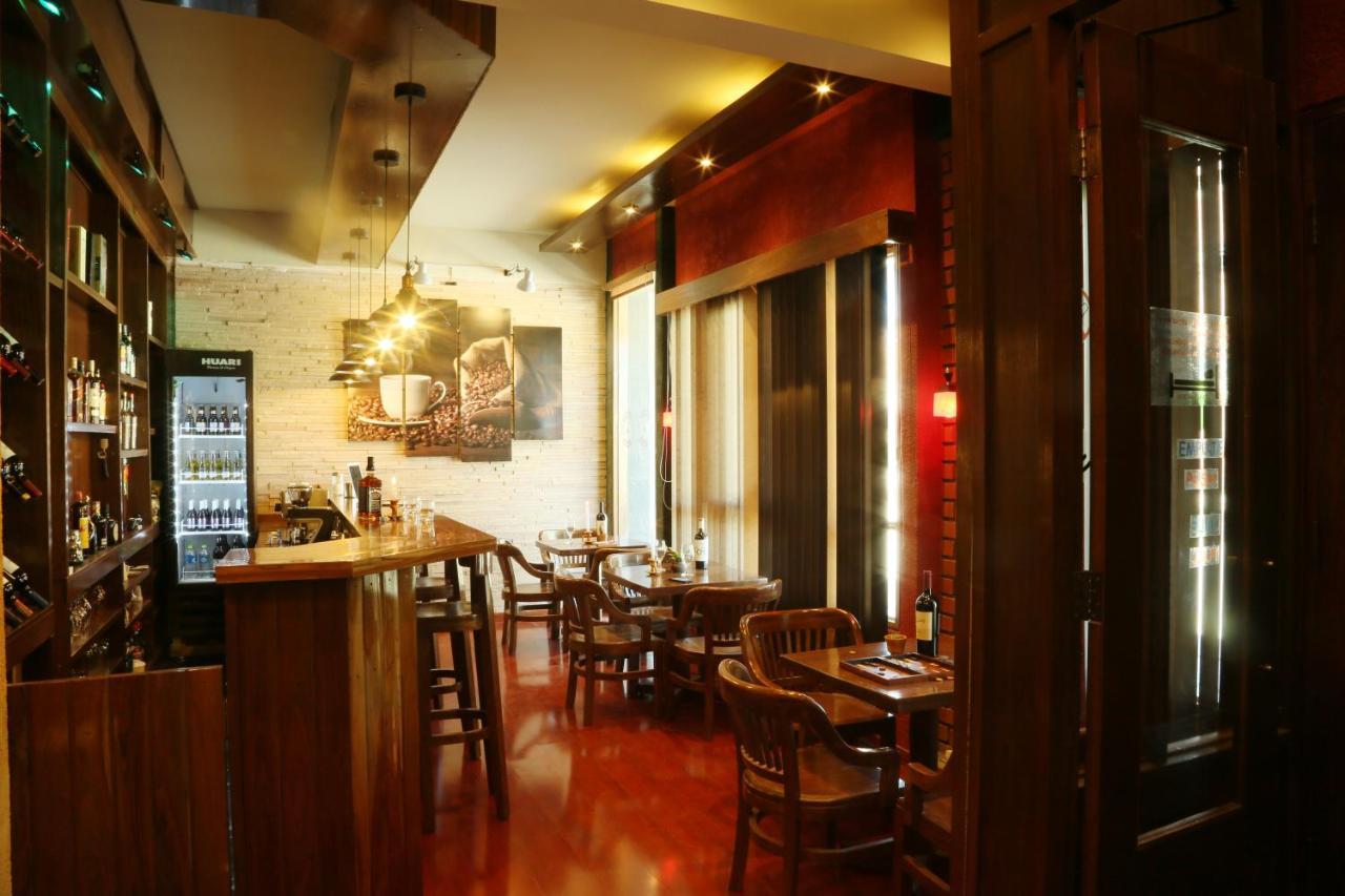 אויוני Hostal Cagnapa Restobar מראה חיצוני תמונה