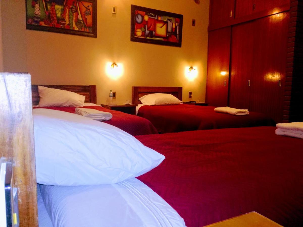 אויוני Hostal Cagnapa Restobar מראה חיצוני תמונה